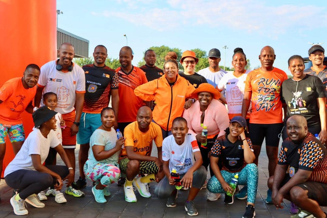 All Connected: Solidarity Challenge