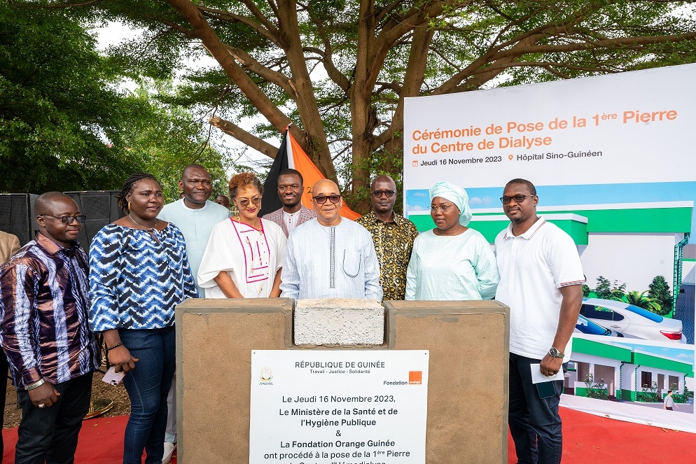 Pose de la première pierre d’un centre de dialyse à l’hôpital Sino-Guinéen